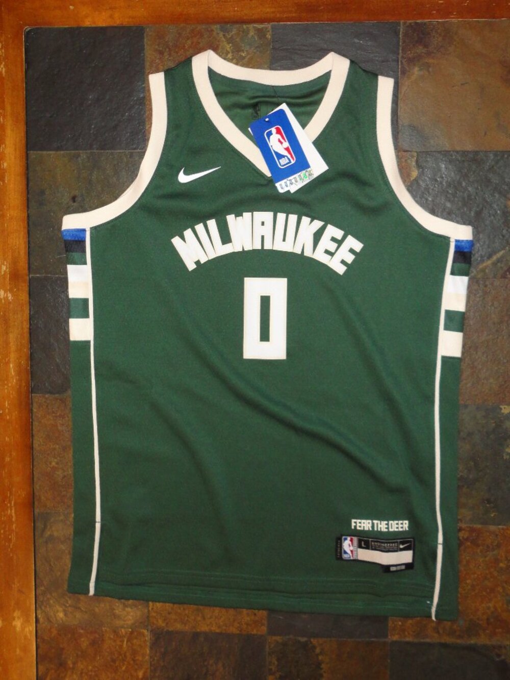 MILWAUKEE BUCKS Nike NBA "Lillard" #0 Men's Green Basketball Jersey Size L NWT!!